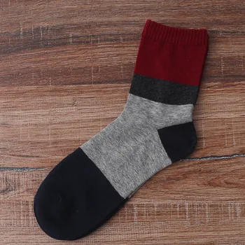 5 Párov/Veľa Bavlna pánske Ponožky kontrast, farebné Ponožky Módne Farebné Šťastný Šaty Ponožky Muži Jeseň Zima Veľkosť 38-44