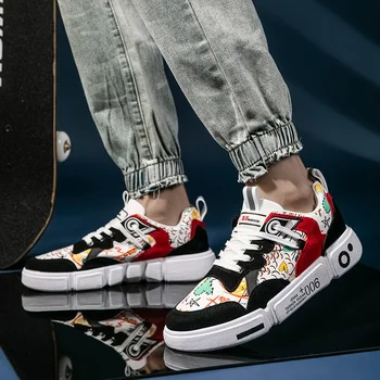 2020 hot štýl ležérne topánky pánske graffiti kožené ploché topánky pánske členkové topánky móda bežecká obuv príliv topánky zhodu farieb