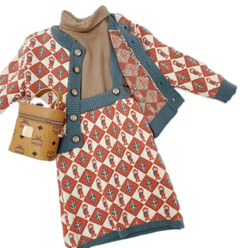 Mihkalev Baby Girl 2020 Jeseň Oblečenie Nastaviť Deti Pletenie Oblečenie Set Kabát A Sukne 2Pieces Deti Tepláková súprava Oblečenie