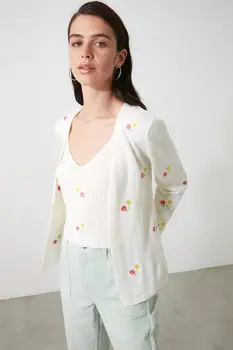 Trendyol Embroideried Blúzka Cardigan Knitwear Vyhovovali TWOAW21HI0723