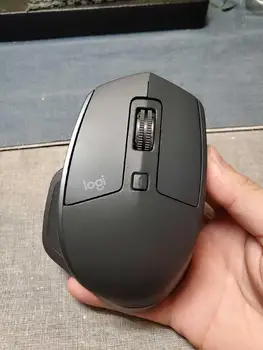 POUŽÍVA Logitech MX MASTER 2S úrad myši 2.4 G a bezdrôtové pripojenie Bluetooth Multi-pripojenie zariadenia Rýchle nabíjanie