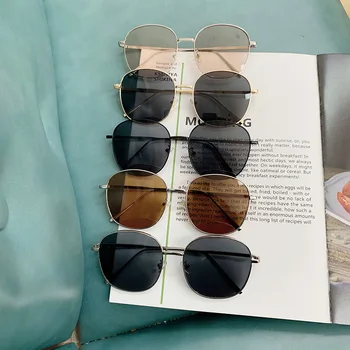 VWKTUUN Okrúhle slnečné Okuliare Ženy Kovový Rám Okuliare UV400 Bodov Vintage Kovové Jazdy Slnečné okuliare, Nadrozmerné Odtiene Ovládač Slnečné okuliare