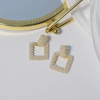 Nové Módne Značky Šperky Elegantné, Elegantné Pearl Korálky Stud Náušnice pre Ženy Jednoduchý Štýl Darček Geometrické Náušnice