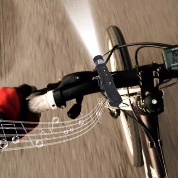 4 v 1 Vonkajší Bluetooth Reproduktor Blesk Prenosné Jazda na Bicykli prehrávač Hudby Pochodeň MP3+Baterka +FM Rádio+Power Bank
