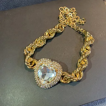 FYUAN Módne Zlaté Srdce Crystal Choker Náhrdelníky pre Ženy Geometrické Reťazca Náhrdelníky Vyhlásenie Šperky Strany