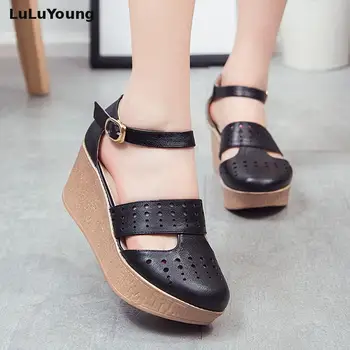 Originálne kožené sandále ženy Letné vysoké podpätky, topánky, elegantné duté dámske topánky kliny sandále sy-2404