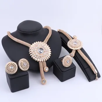 Ženy Dubaj Zlatá Farba Strapec Crystal Náhrdelníky Sady Šperkov Kostýmy Značky Nigérijský Svadobné Afriky Korálky Šperky Sady