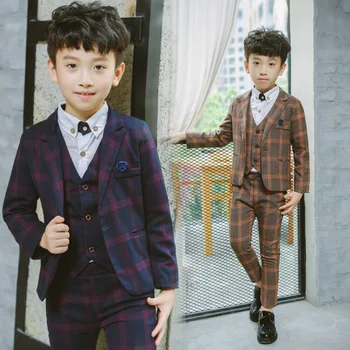 Malé detské odevy veľkoobchod 2018 jeseň detské oblečenie generácie pôvodných priamy predaj chlapčenské obleky tri