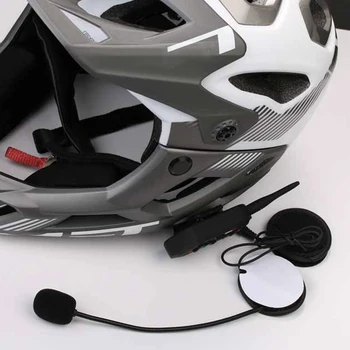 2 ks Motocyklové Prilby Bluetooth Intercom Nepremokavé 1200m Motorke Hands-Free Wireless BT palubného telefónu Headset pre 6 Jazdcov