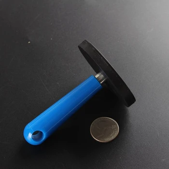Gumené montážne magnet,Trvalé NdFeB silný magnet s plastovou rukoväťou,nepremokavé a rozbiť-dôkaz,Dia 66mm a ľahké skrutky
