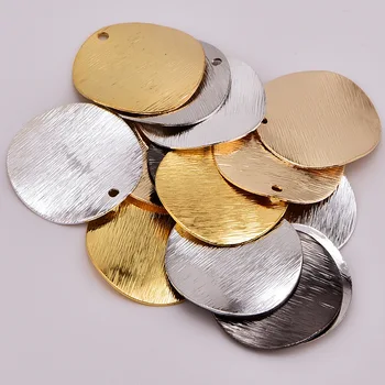 50pcs 20 mm Meď Materiál zlatá farba jednoduché Kartáčovaný Kolo Vlnitou zobrazili kľúčové tlačidlá pre náušnice Prívesok pre DIY Šperky robiť