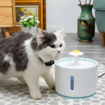 2.4 L Automatické Psa Studne LED Elektrické USB Mačky, Pet Stlmiť Napájačiek Feeder Misy Pet Prameň Pitnej Vody Dávkovač
