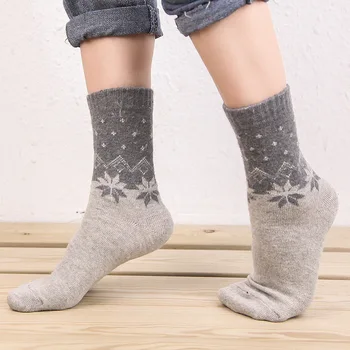 5 Párov/Veľa Vlnené Ponožky Ženy Zime Teplý Javor Listy Vzor Cashmere Ponožky Dámy, Dievčatá, 5 Farby Vianočný Darček