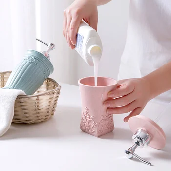 Nový Európsky vyrezávané dávkovač tekutého mydla sprcha 400 ml sprchový gél ručné sprchy kontajner na kúpeľňa kuchynské potreby