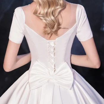 Svadobné Šaty 2020 Nové Luxusné Saténové Svadobné Šaty Vestido De Noiva Späť Čipky S Lukom Podlahy-dĺžka Nevesta Šaty Plus Veľkosť