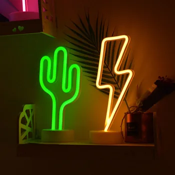 LED Nočné Svetlo Neón Ananás Kaktus Tvar so stojanom Batérie Powered stolná Lampa Náhodné Svetlá pre deti izba dovolenku