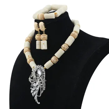 Biely Korál Afriky Korálky Šperky Set Svadobný Náhrdelník Nastaviť Módny Prívesok Doprava Zadarmo HX720
