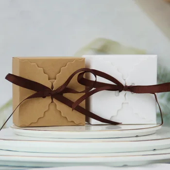 12PCS Nové DIY Kraft Papier Box Darčeka pre Svadobné Zdvorilosti Narodeninovej Party Candy Dragee Cookies Vianočný Večierok Darček Čokoláda Taška