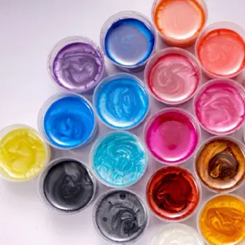 24 Farby Pearlescent Prírodné Sľudy Minerálny Prášok Epoxidové Živice Farbivá Perla Pigment N1HE