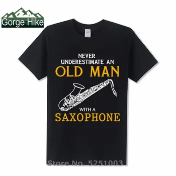 Nikdy Nepodceňujte Starý Muž s Saxofón Mužov Plus Veľkosť Bavlna Krátky Rukáv T Shirt muž lete darček topy unisex teeshirts