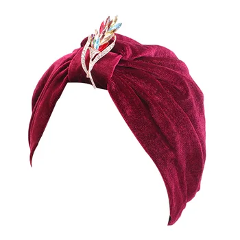 Luxusné velvet šperky brošňa turban headwrap moslimských spp Bandanas pokrývku hlavy Chemoterapii Hidžáb Super Elastický Dámy Klobúk Turbante