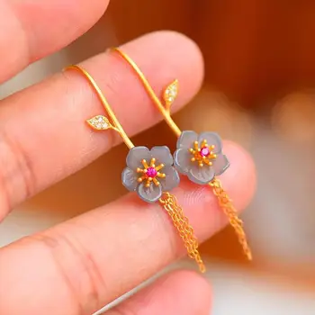 Prírodné Hetian popola jade malý kvetinový náušnice Čínskom štýle retro malé jemné strapec Daimeng víla značky strieborné šperky