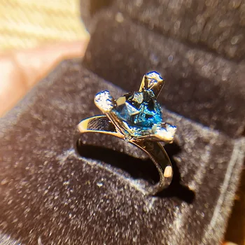 Nový Príchod 925 Sterling Silver Trojuholník Modrá AAA Micro Pave Zirkón Prst Prstene pre Ženy Svadobný Dar Šperky Anillos Mujer