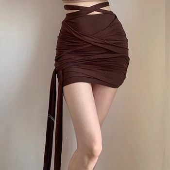 In Európsky a Americký módny dizajn pol-dĺžka sukne ženy kríž popruh sexy high-v strede zúžený sukne farbou hip mini sukne