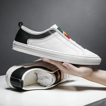 Klasické biele príležitostné športové topánky pre mužov,Nové malé bee výšivky vyrobené z priedušného mikrovlákna; pánske ploché športová obuv