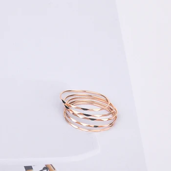 Hot predaj 18K Rose Gold Ring Ženy AU750 Zlatý Prsteň Kapela Malý krúžok