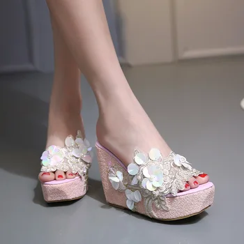 2020 Letné dámske Sandále kórejský Sladké Guľôčky Náramok Kvet Transparentné Naklonený Päty Papuče Sequin Klinu Topánky Platformu