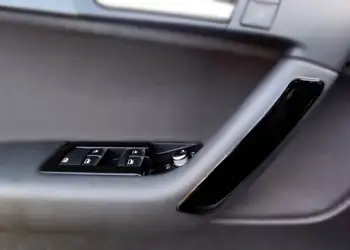 Na Roky 2009 - 2012 Audi A3 Interiérom Dekoratívne Plný(Dashboard + Dvere) Súbor Piano Black Dreva Uhlíkových Vlákien