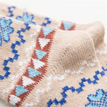 5Pairs/veľa Nových Witner Hrubé Teplé Vlny Ženy Ponožky Snehu Vzor Vintage Vianočné Ponožky Farebné Ponožky Darček Zdarma veľkosť YM7015