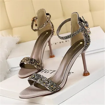 2020 lete otvorené prst luxusné nit drahokamu vykresľovanie čisté červené sandále farby zodpovedajúce slovo pracky stiletto princezná vysoké podpätky