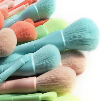 10PCS make-up Štetce Sady Prášok Nadácie Eyeshadow Blusher Profesionálne Krásy Make-Up Candy Kozmetické Nástroj S Bag