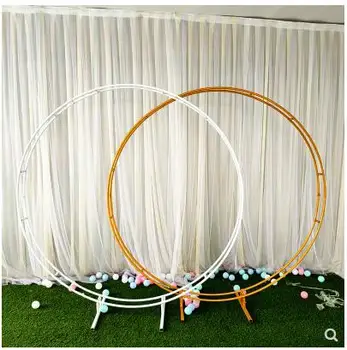Nové svadobné rekvizity železný kruh na pozadí kvet klenby stropu dvojitý krúžok vonkajší svadobné usporiadanie dvojité pól kruh