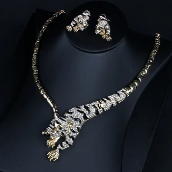 Zlxgirl kvalitné zliatiny tiger tvar náhrdelník & náušnice náramok šperky sady Európe Značky zlaté Svadobné svadobné šperky sady
