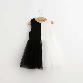 Dievčatá šaty 2020 lete nové čierna biela mačka cartoon tlač luk oka Roztomilý dievča princezná šaty 2-7 rokov detské oblečenie