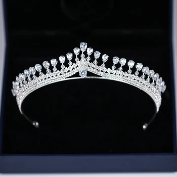 Luxusné Nádherná Princezná Koruny a Tiara Hairband Strieborná Farba Crystal Drahokamu Koruny hlavový most Šperky, Svadobné Vlasy Accessorie