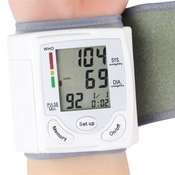 Prenosný, Automatický Digitálny LCD Displej Zápästie Krvný Tlak Monitor Zariadenie Srdce Biť Hodnotiť Pulz Meter Opatrenie Tonometer Biela