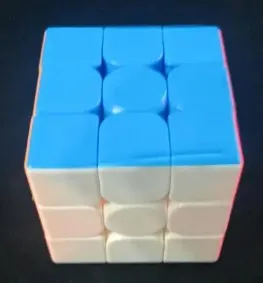 Rubik kocky 3x3. Zábavná dosková hra