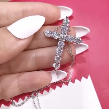Luxusné 925 Strieborný Kríž Kúzlo Náhrdelník Choker pre Ženy Simulované DIAMOND Biblie Ježiš Kríž Prívesok Náhrdelníky svadobné Šperky